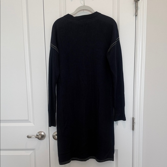 Banana Republic Navy Knit Sweater - Picture 5 of 7
